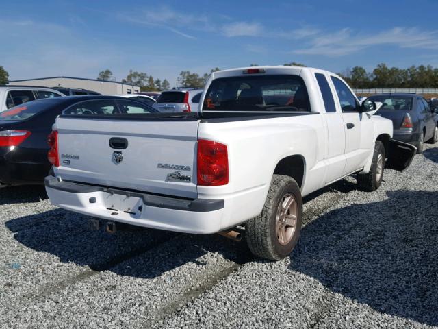 1D7CE3BK5AS151071 - 2010 DODGE DAKOTA SXT WHITE photo 4