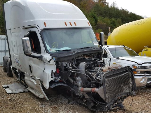 3AKJHHDR3JSJW2139 - 2018 FREIGHTLINER CASCADIA 1 WHITE photo 9