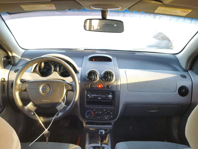 KL1TJ52644B257477 - 2004 CHEVROLET AVEO LS WHITE photo 10