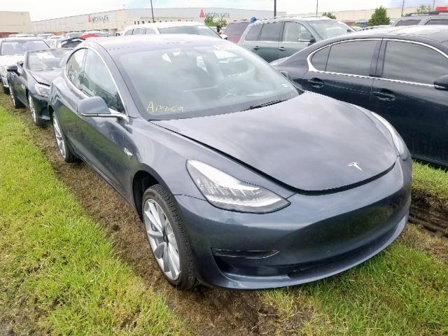 5YJ3E1EA7JF050029 - 2018 TESLA MODEL 3 GRAY photo 1