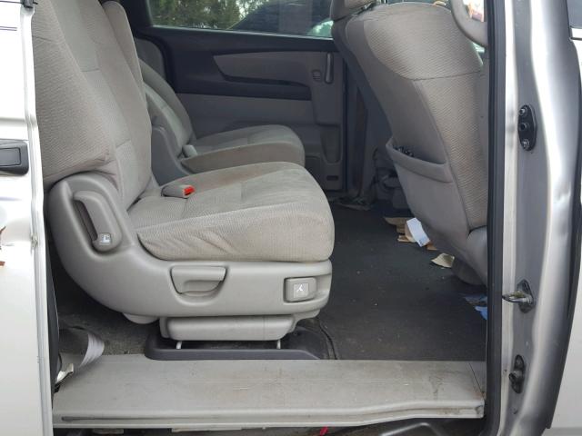 5FNRL5H21BB010235 - 2011 HONDA ODYSSEY LX SILVER photo 6