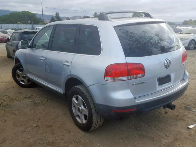 WVGZG77L15D025299 - 2005 VOLKSWAGEN TOUAREG 3. GRAY photo 3