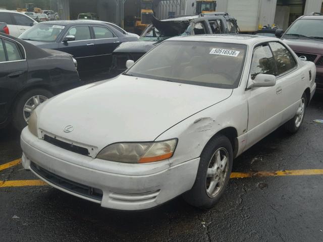 JT8BF12G8T0166003 - 1996 LEXUS ES 300 BURGUNDY photo 2