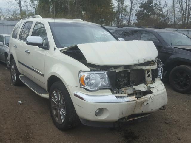1A8HW58278F159622 - 2008 CHRYSLER ASPEN LIMI CREAM photo 1
