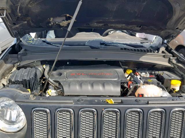 ZACCJBABXHPE73092 - 2017 JEEP RENEGADE S Grafit foto 7