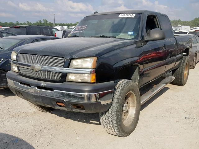 1GCEK19TX4E173553 - 2004 CHEVROLET SILVERADO BLACK photo 2