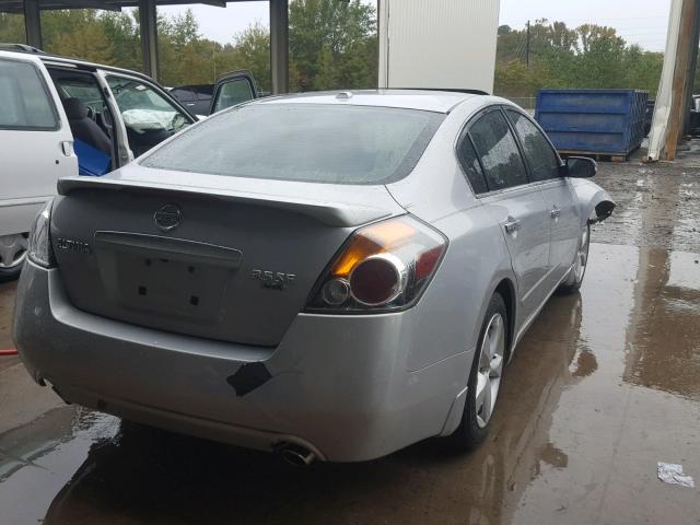 1N4BL21E58N421867 - 2008 NISSAN ALTIMA 3.5 SILVER photo 4