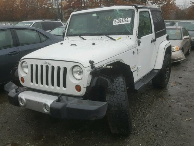 1C4GJWBG0DL602068 - 2013 JEEP WRANGLER S WHITE photo 2