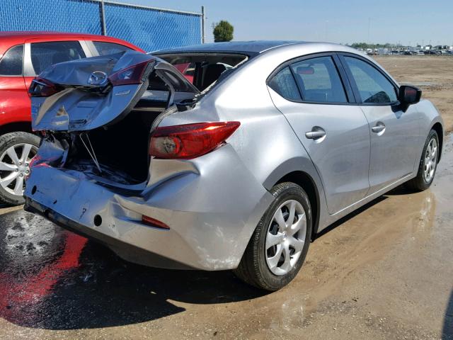 JM1BM1T75F1263079 - 2015 MAZDA 3 SV SILVER photo 4