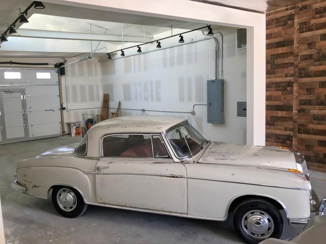 180037109509778 - 1959 MERCEDES-BENZ 220S WHITE photo 3