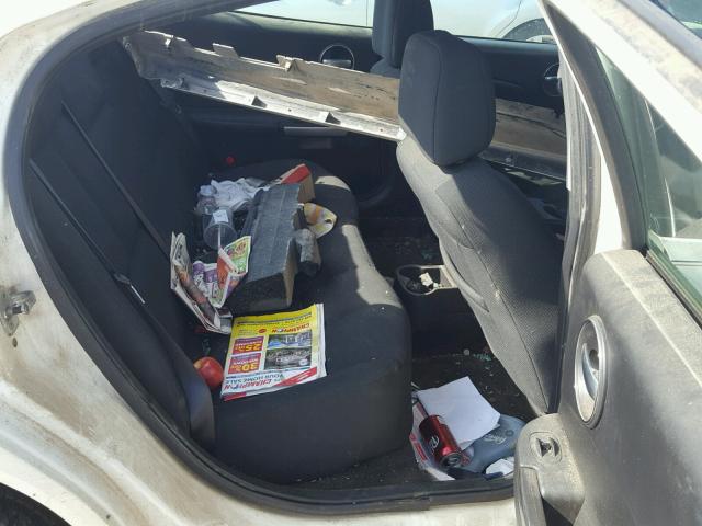 2G2WP552081117420 - 2008 PONTIAC GRAND PRIX WHITE photo 6