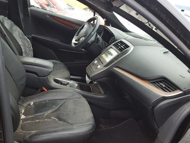 5LMCJ2C98HUL50098 - 2017 LINCOLN MKC SELECT 黑色 照片 5