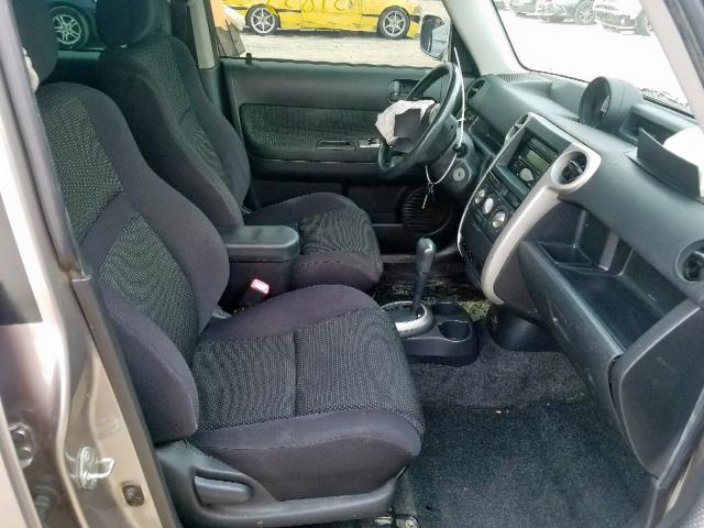 JTLKT324454012450 - 2005 TOYOTA SCION XB ნაცრისფერი ფოტო 5