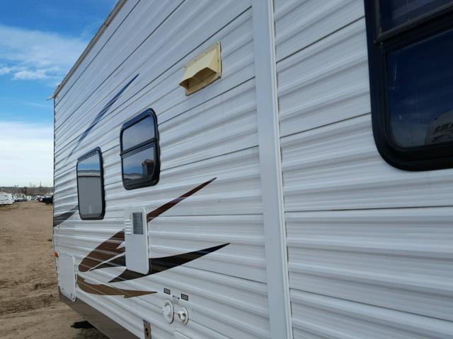 5ZT2CANB4CA012522 - 2012 WILDWOOD COACHMEN TWO TONE photo 9