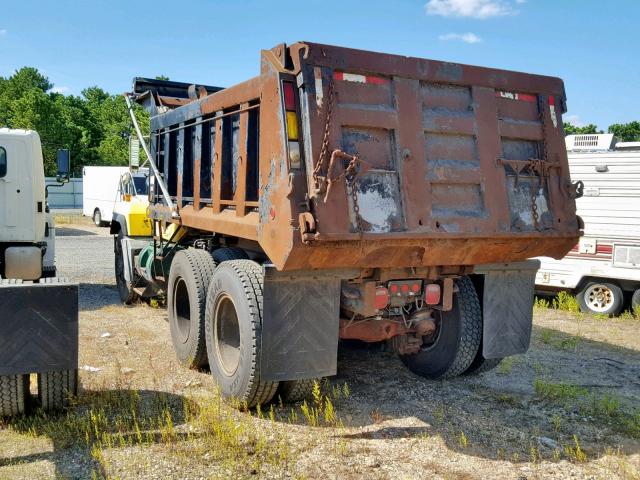 1M2P268C4YM047848 - 2000 MACK 600 RD600 YELLOW photo 3