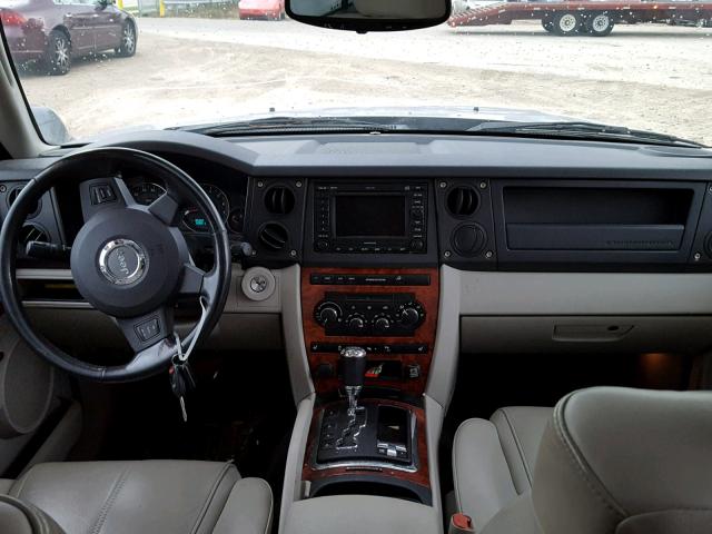 1J8HG58216C276107 - 2006 JEEP COMMANDER SILVER photo 9