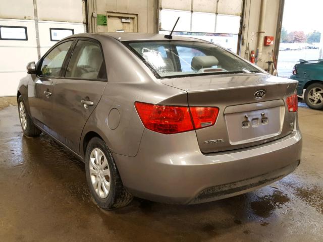 KNAFU4A26A5807050 - 2010 KIA FORTE EX GRAY photo 3