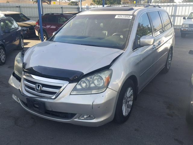 5FNRL38816B060583 - 2006 HONDA ODYSSEY TO SILVER photo 2