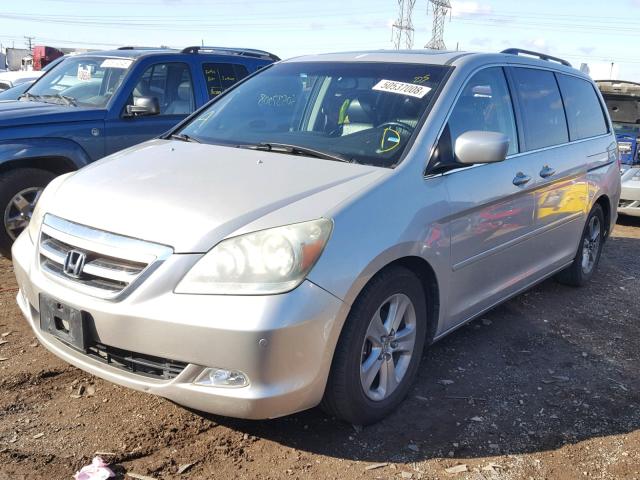 5FNRL38806B029700 - 2006 HONDA ODYSSEY TO SILVER photo 2