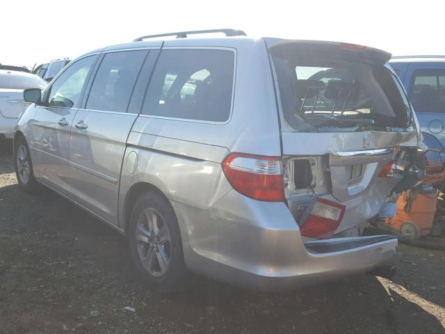 5FNRL38806B029700 - 2006 HONDA ODYSSEY TO SILVER photo 3