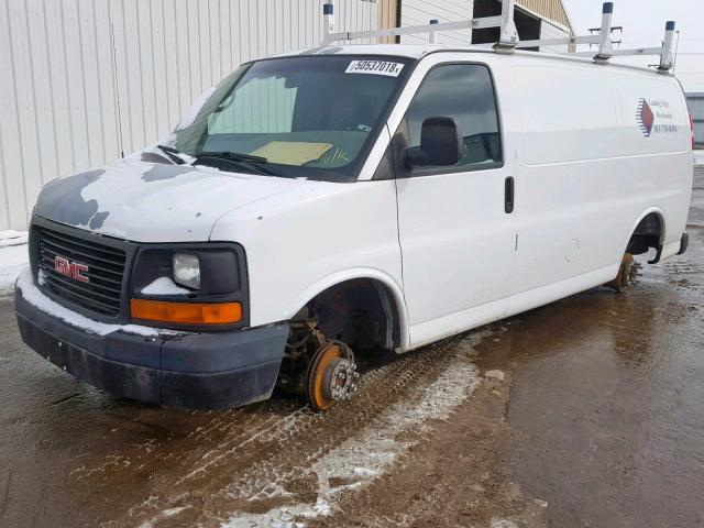 1GTGG25V371115156 - 2007 GMC SAVANA G25 WHITE photo 2