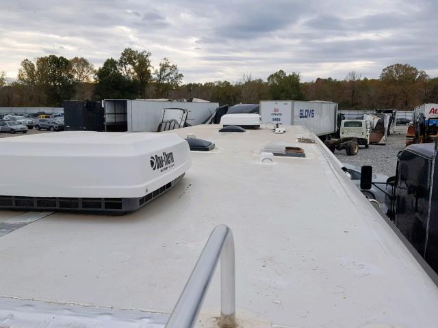 1FCNF53S830A02405 - 2003 HOLI VACATIONER TWO TONE photo 10