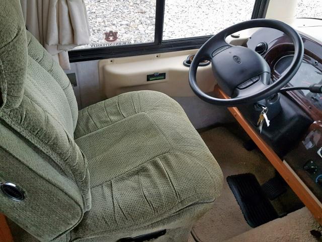 1FCNF53S830A02405 - 2003 HOLI VACATIONER TWO TONE photo 5