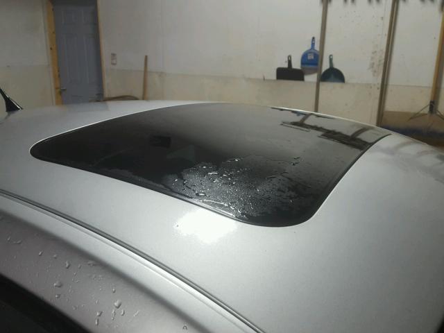 3VWCB21C21M450367 - 2001 VOLKSWAGEN NEW BEETLE 银色 照片 9