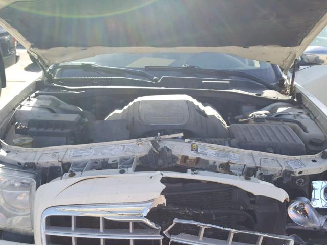 2C3LA63H36H536187 - 2006 CHRYSLER 300C WHITE photo 7