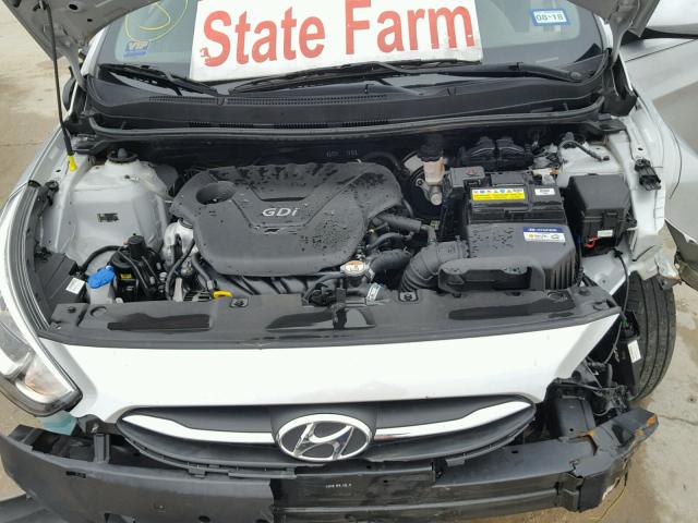 KMHCT4AE6GU017390 - 2016 HYUNDAI ACCENT SE SILVER photo 7