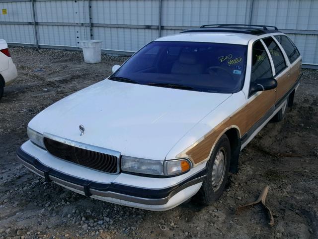 1G4BR82P8SR423006 - 1995 BUICK ROADMASTER WHITE photo 2