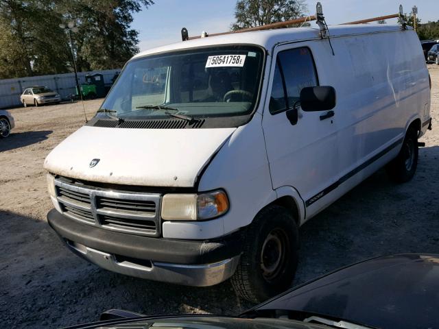 2B7HB21Y2VK565062 - 1997 DODGE RAM VAN B2 WHITE photo 2