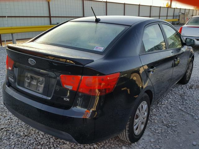 KNAFU4A2XB5435813 - 2011 KIA FORTE EX BLACK photo 4