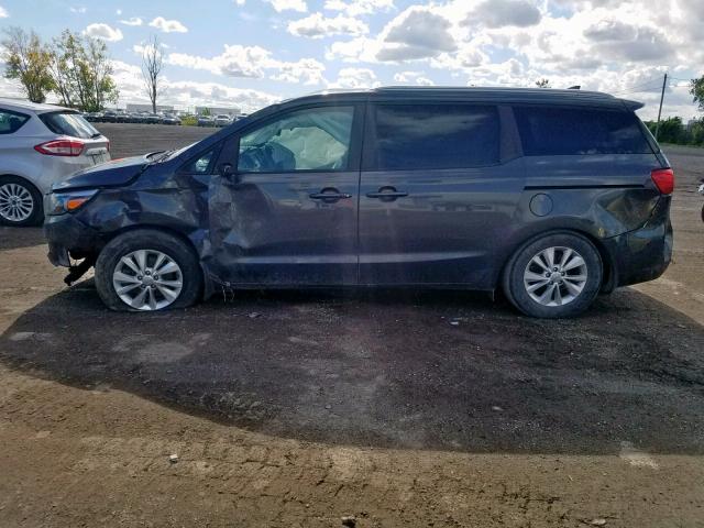 KNDMB5C10H6251056 - 2017 KIA SEDONA LX CHARCOAL photo 9