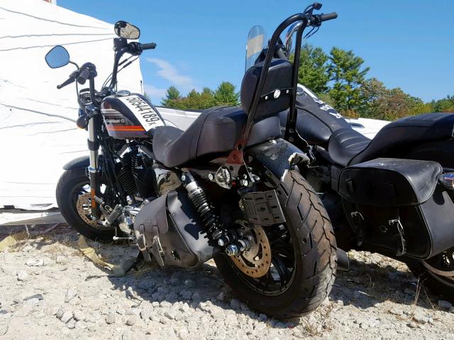 1HD1LR322JC422475 - 2018 HARLEY-DAVIDSON XL1200 XS BLACK photo 3