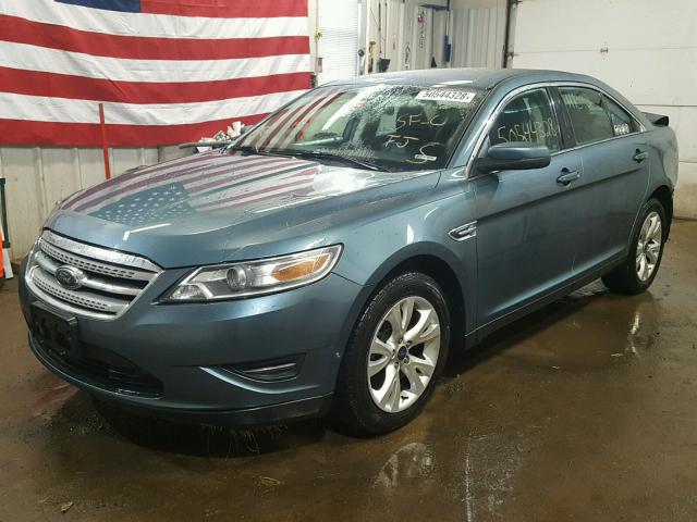 1FAHP2EW4AG131647 - 2010 FORD TAURUS SEL BLUE photo 2