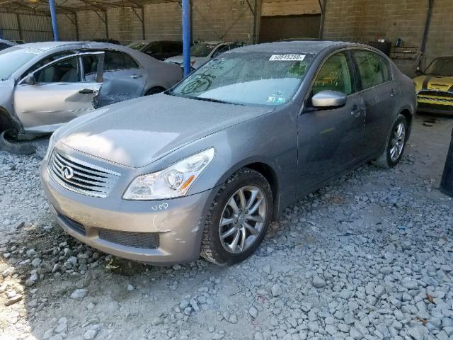 JNKCV61F59M052698 - 2009 INFINITI G37 GRAY photo 2