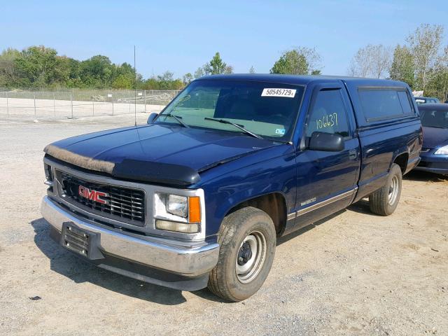 1GTEC14W5WZ553233 - 1998 GMC SIERRA C15 BLUE photo 2