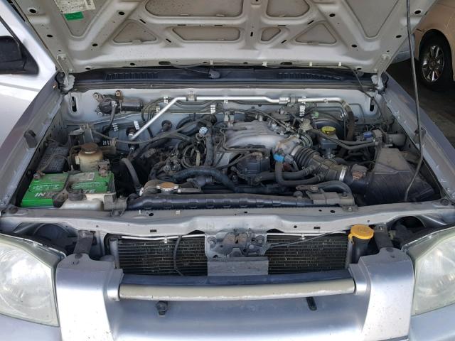 1N6ED27Y04C422143 - 2004 NISSAN FRONTIER C SILVER photo 7