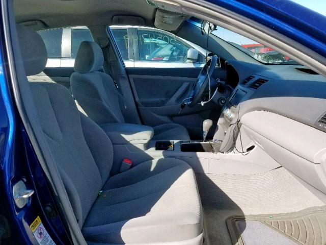 4T4BE46K98R019551 - 2008 TOYOTA CAMRY CE BLUE photo 5