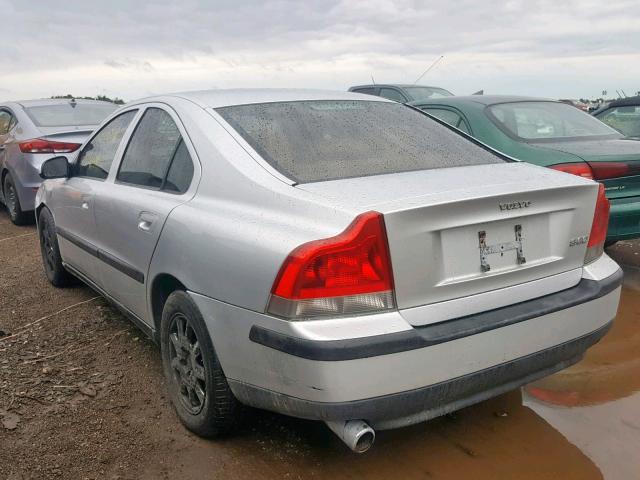 YV1RS61RX22147087 - 2002 VOLVO S60 SILVER photo 3