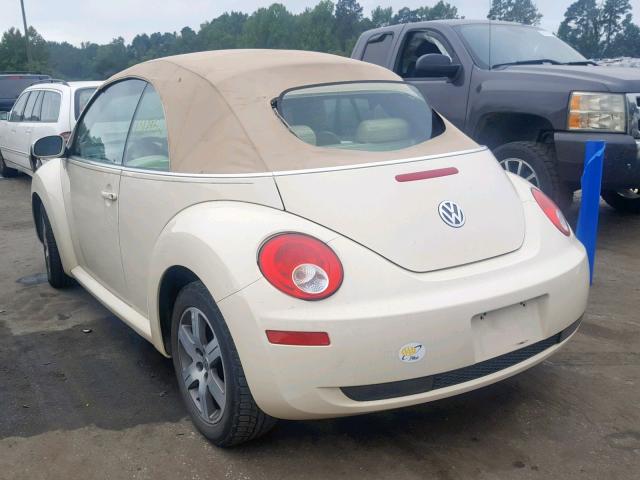 3VWRF31Y96M309965 - 2006 VOLKSWAGEN NEW BEETLE კრემისფერი ფოტო 3