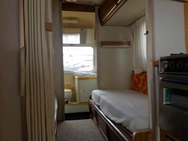 24T6V1705 - 1976 AIRS TRAVELTRAI Krem foto 6