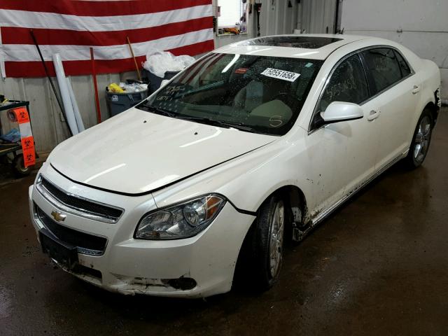 1G1ZD5E78BF321498 - 2011 CHEVROLET MALIBU 2LT WHITE photo 2