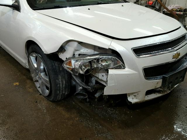 1G1ZD5E78BF321498 - 2011 CHEVROLET MALIBU 2LT WHITE photo 9