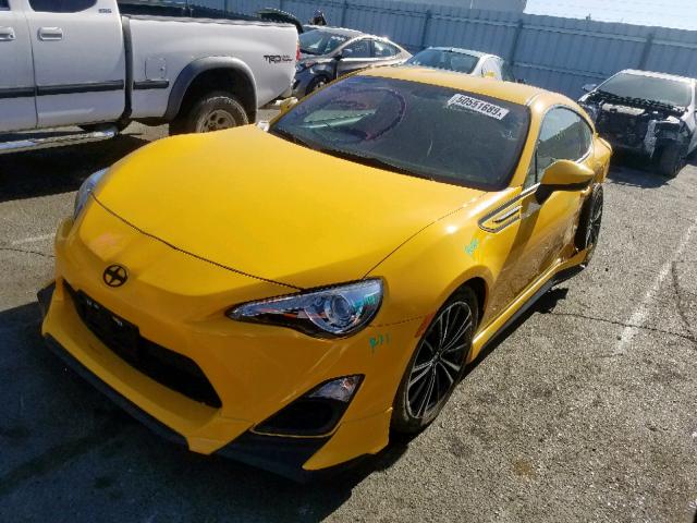 JF1ZNAA16F8706850 - 2015 TOYOTA SCION FR-S YELLOW photo 2
