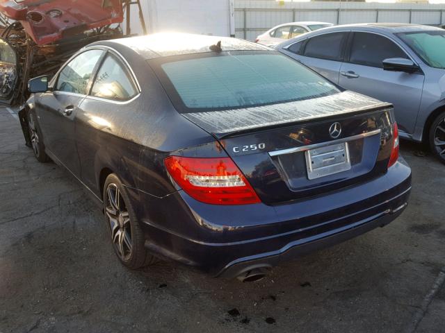 WDDGJ4HB9EG274052 - 2014 MERCEDES-BENZ C 250 BLUE photo 3