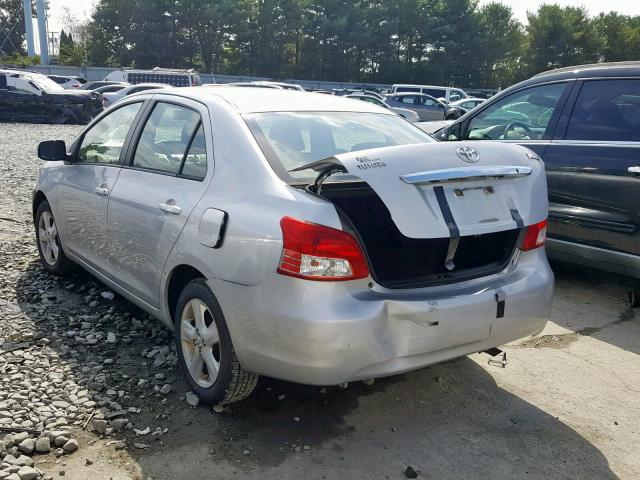 JTDBT923581253493 - 2008 TOYOTA YARIS SILVER photo 3