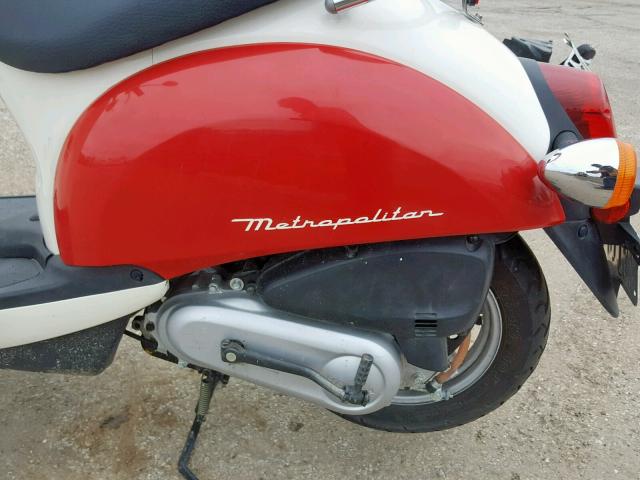 JH2AF60JX4K000717 - 2004 HONDA CH50 A TWO TONE photo 7