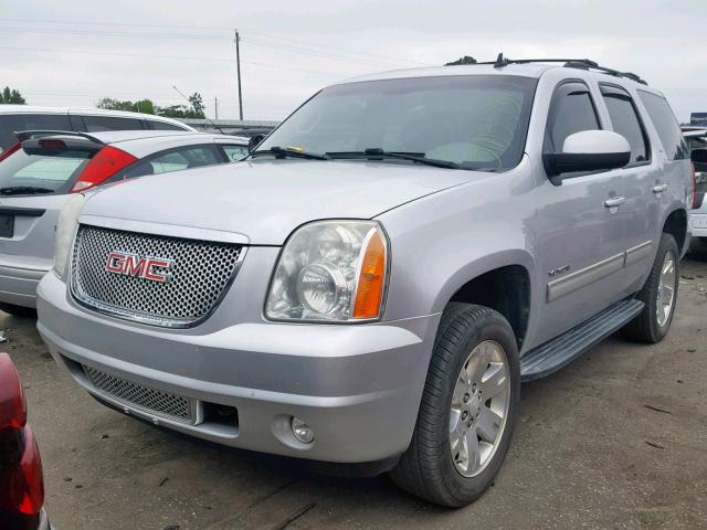 1GKS2CE07CR198979 - 2012 GMC YUKON SLT SILVER photo 2